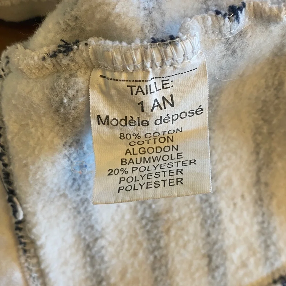 Anne Ar Breiz infant zip front hoodie sweatshirt. Size 12 months